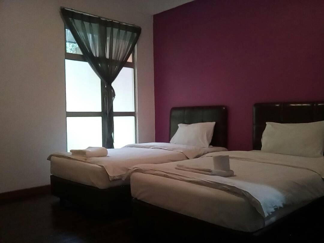 J Residence Kampong Kundassan エクステリア 写真