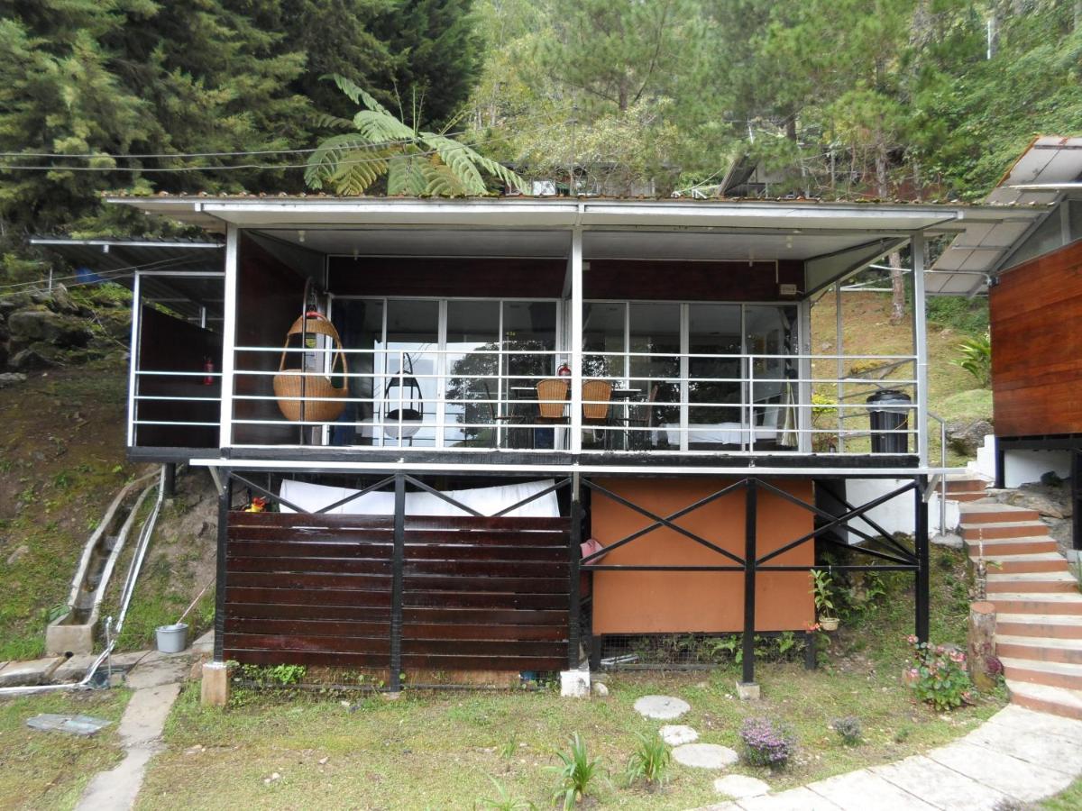J Residence Kampong Kundassan エクステリア 写真