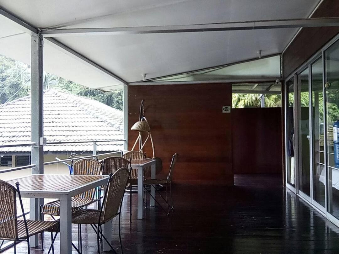 J Residence Kampong Kundassan 部屋 写真