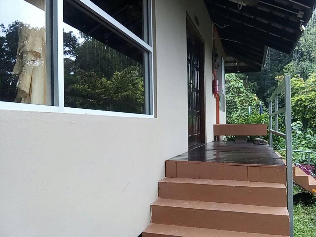 J Residence Kampong Kundassan 部屋 写真